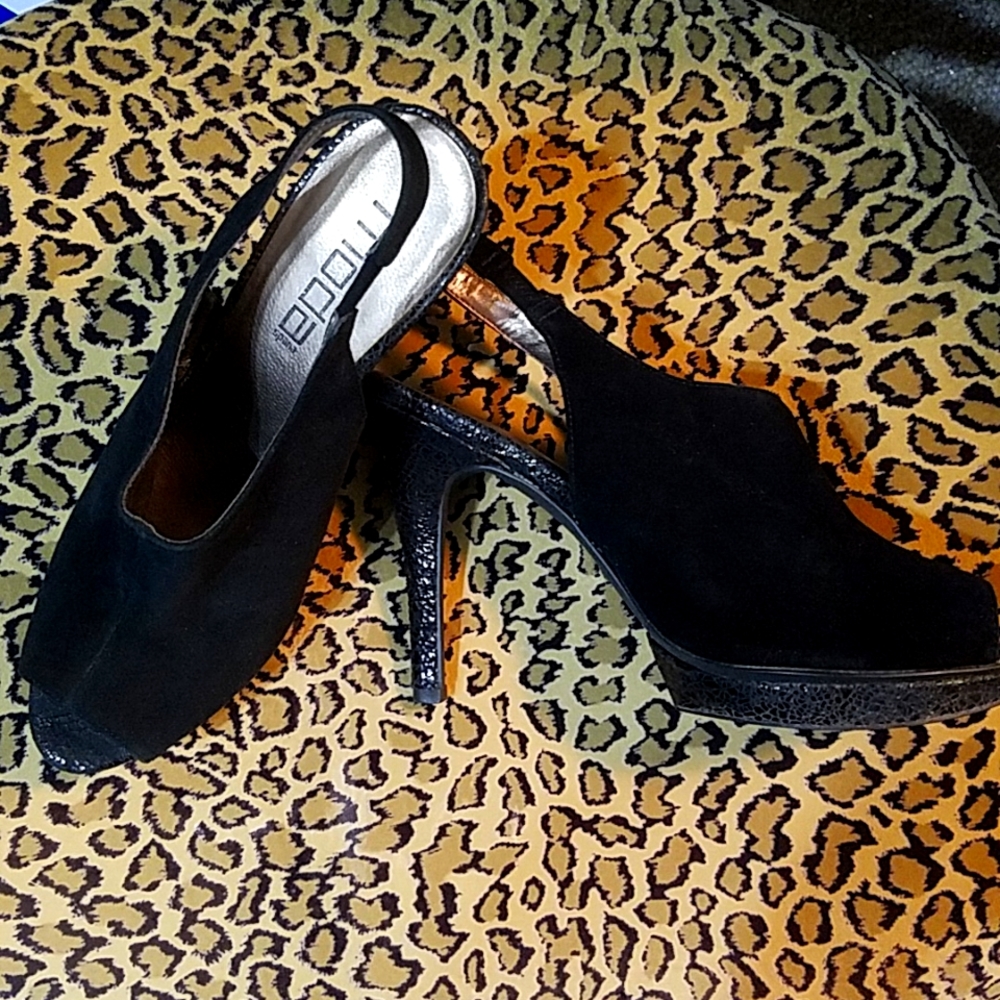 Moda Suede Slingbacks
